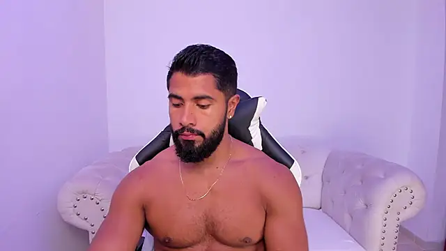 Santiago huntt online show from December 17, 2025, 12:54 pm