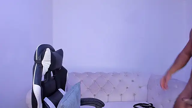 Santiago huntt online show from December 5, 2025, 12:48 pm