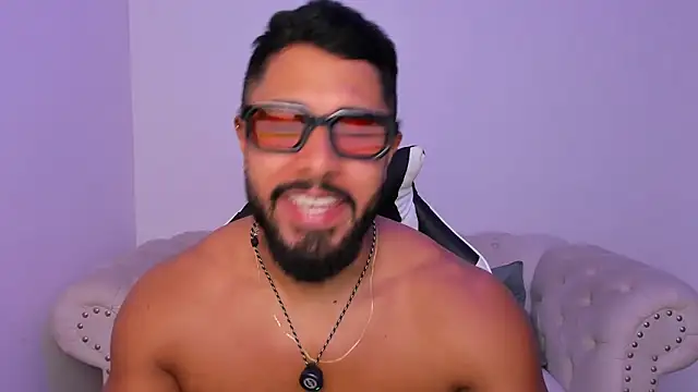 Santiago huntt online show from March 30, 2026, 8:32 pm