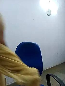 Lucky-Deepthi online show from September 16, 2025, 9:16 pm