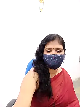 Lucky-Deepthi online show from February 26, 2025, 8:25 pm