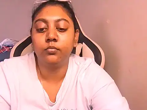 Snapshot of Indian_Ruby99 chatting on May 5, 2026, 8:17 am Indian Ruby99 online show from May 5, 2026, 8:17 am