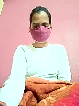 Snapshot of Pooja_cut chatting on November 8, 2025, 4:32 pm Pooja cut online show from November 8, 2025, 4:32 pm