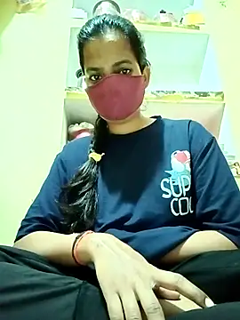 Snapshot of Pooja_cut chatting on November 4, 2025, 5:17 pm Pooja cut online show from November 4, 2025, 5:17 pm