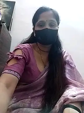 priyancyfun online show from February 9, 2026, 5:22 pm