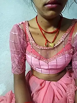 Snapshot of Amaya_Bajwa chatting on February 28, 2025, 9:33 pm Amaya Bajwa online show from February 28, 2025, 9:33 pm