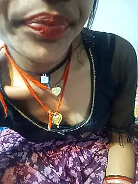 Snapshot of Amaya_Bajwa chatting on March 18, 2025, 4:06 pm Amaya Bajwa online show from March 18, 2025, 4:06 pm