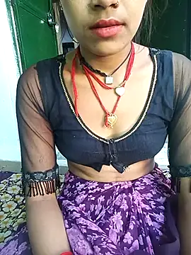 Snapshot of Amaya_Bajwa chatting on March 18, 2025, 9:56 am Amaya Bajwa online show from March 18, 2025, 9:56 am