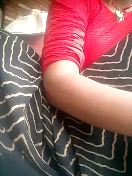 Snapshot of Amaya_Bajwa chatting on September 28, 2025, 4:19 am Amaya Bajwa online show from September 28, 2025, 4:19 am