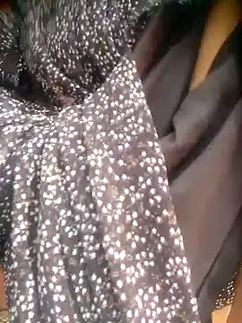 Snapshot of Amaya_Bajwa chatting on October 7, 2025, 3:51 am Amaya Bajwa online show from October 7, 2025, 3:51 am