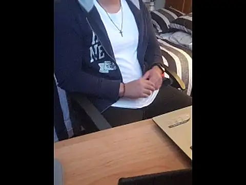 Snapshot of pitorico_bb chatting on December 14, 2025, 11:54 pm pitorico bb online show from December 14, 2025, 11:54 pm