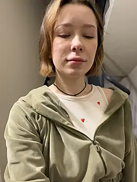 Snapshot of Alexandria_Balenciaga chatting on February 7, 2025, 8:10 pm Alexandria Balenciaga online show from February 7, 2025, 8:10 pm