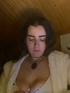 mewKate online show from May 19, 2026, 6:48 pm