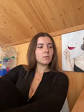 mewKate online show from September 13, 2025, 12:27 pm