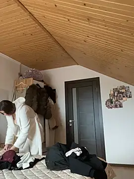 mewKate online show from March 30, 2026, 3:02 pm