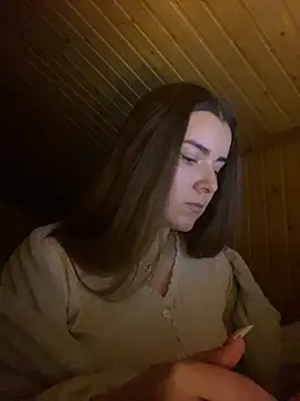 mewKate online show from March 19, 2025, 6:55 pm