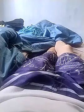 Snapshot of engineer_1980 chatting on April 4, 2026, 12:01 pm engineer 1980 online show from April 4, 2026, 12:01 pm