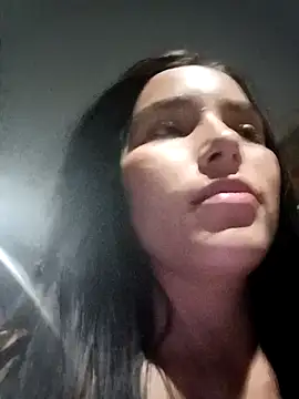 the queen of street online show from November 6, 2025, 3:10 am