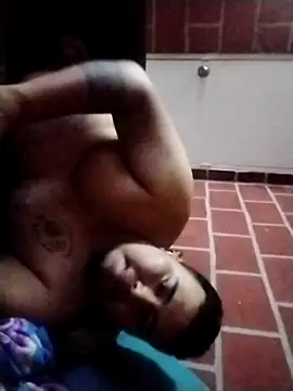 parejanuevahoff online show from April 24, 2026, 12:12 am