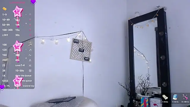 Snapshot of Yorkeidys1 chatting on December 4, 2025, 2:21 am Yorkeidys1 online show from December 4, 2025, 2:21 am