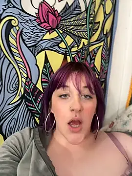 sierrapixie online show from February 11, 2025, 5:05 am