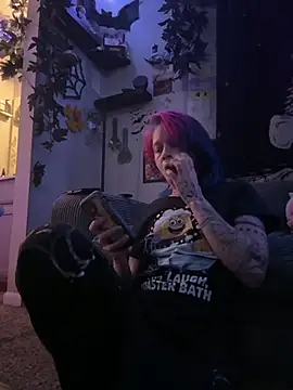trashbrat online show from May 26, 2026, 10:35 am