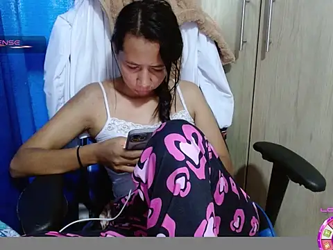 Danielagomez33 online show from March 23, 2026, 1:00 pm