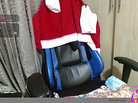 Danielagomez33 online show from April 9, 2026, 1:40 am