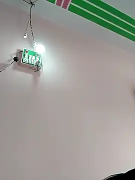 Viralcouple025 online show from March 3, 2025, 4:21 am