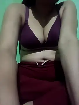 karishma kappur online show from March 11, 2025, 5:35 pm