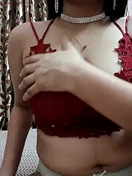 karishma kappur online show from February 16, 2025, 8:33 pm