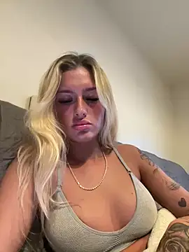 PrettyPrincess69x online show from March 21, 2025, 12:40 am