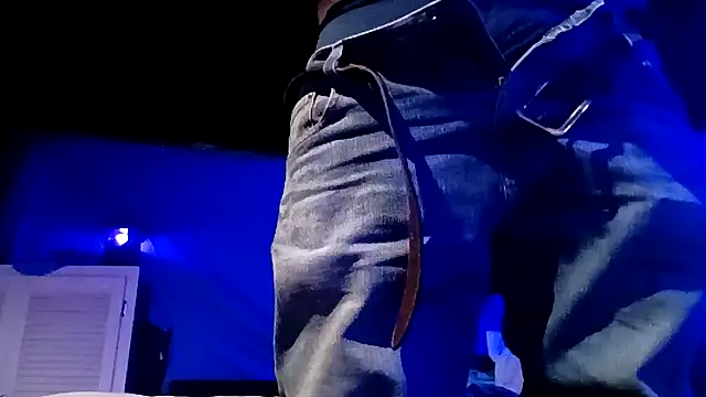 hesjustafriend online show from January 11, 2026, 6:31 am