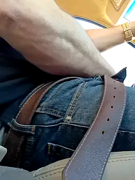 Snapshot of hesjustafriend chatting on January 18, 2026, 2:09 pm hesjustafriend online show from January 18, 2026, 2:09 pm