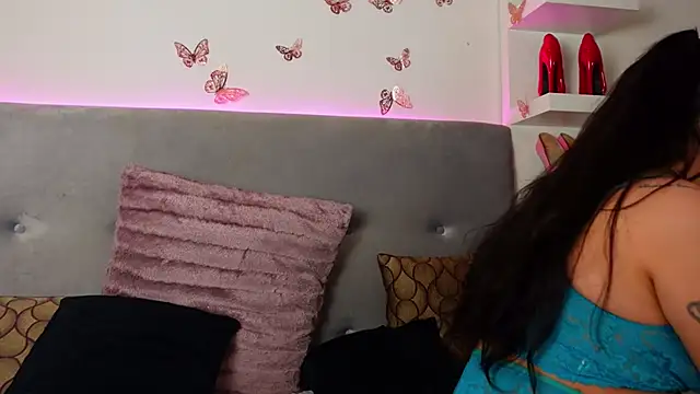 Snapshot of TanyaKros chatting on November 14, 2025, 5:55 am TanyaKros online show from November 14, 2025, 5:55 am