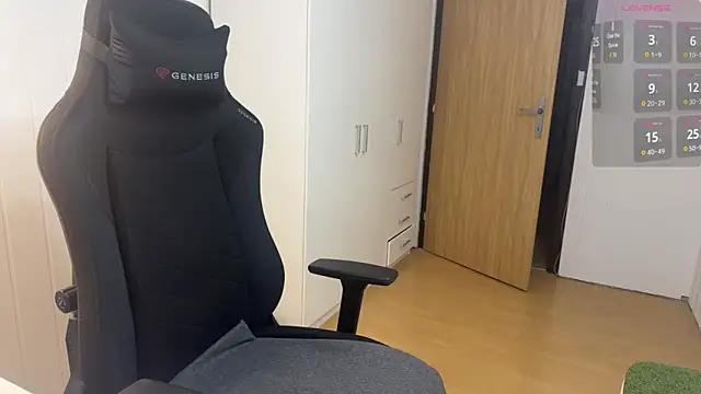 Snapshot of wannaseeyoursmile chatting on October 30, 2025, 6:12 am wannaseeyoursmile online show from October 30, 2025, 6:12 am