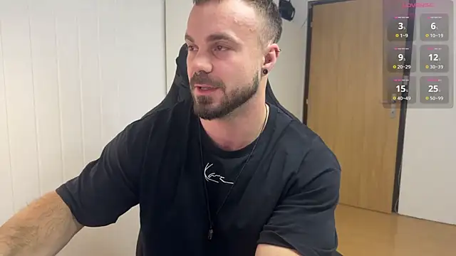 Snapshot of wannaseeyoursmile chatting on October 27, 2025, 11:22 am wannaseeyoursmile online show from October 27, 2025, 11:22 am