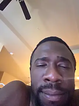 Snapshot of Naughtyhands242 chatting on November 17, 2025, 8:02 pm Naughtyhands242 online show from November 17, 2025, 8:02 pm