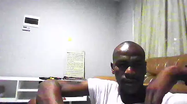 Snapshot of 1NakedTruth chatting on February 4, 2025, 8:59 pm 1NakedTruth online show from February 4, 2025, 8:59 pm