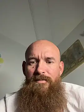 Snapshot of 32XRedBeard chatting on January 8, 2025, 2:14 pm 32XRedBeard online show from January 8, 2025, 2:14 pm
