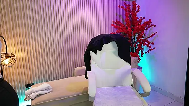 Snapshot of Emma_Walkerr_ chatting on September 27, 2025, 7:09 pm Emma Walkerr online show from September 27, 2025, 7:09 pm