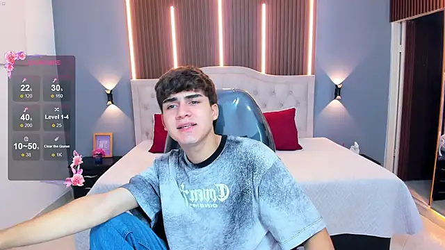 Tommy18   online show from May 31, 2026, 3:23 am