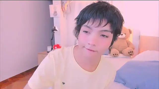 AllanYong18 online show from January 14, 2026, 5:55 am