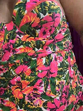 karla hotgirl online show from March 7, 2025, 4:57 am