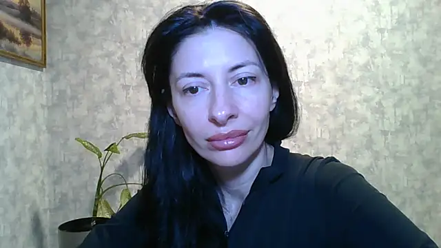 LissaBlossom online show from May 18, 2026, 5:18 pm