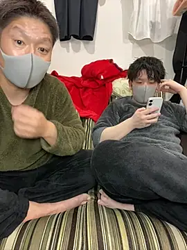 Snapshot of K0718 chatting on March 5, 2026, 1:51 pm K0718 online show from March 5, 2026, 1:51 pm