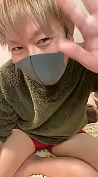 Snapshot of K0718 chatting on February 27, 2025, 1:49 pm K0718 online show from February 27, 2025, 1:49 pm