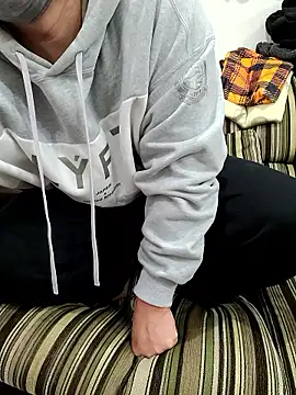 Snapshot of K0718 chatting on February 20, 2026, 6:19 am K0718 online show from February 20, 2026, 6:19 am