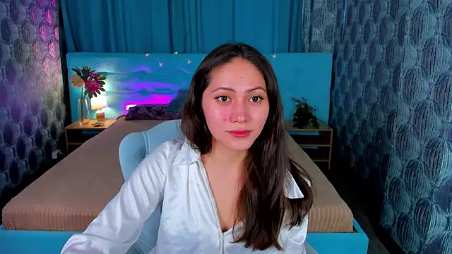 Snapshot of Bellalovesss chatting on March 16, 2025, 5:14 am Bellalovesss online show from March 16, 2025, 5:14 am