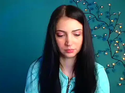 Snapshot of Amalia_amor chatting on October 28, 2025, 6:56 am Amalia amor online show from October 28, 2025, 6:56 am